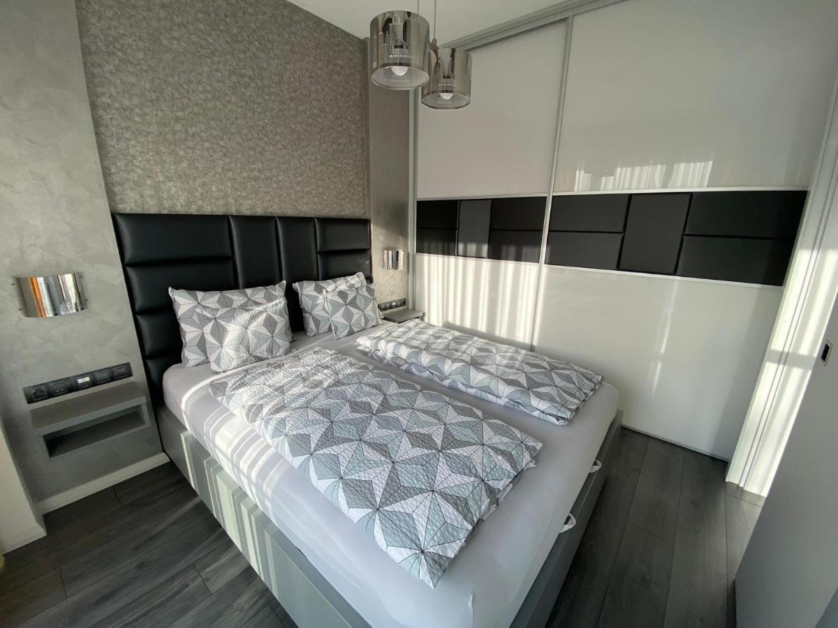 Noir Silvery Apartman Szeged Exterior foto